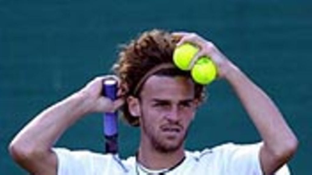 Photo: Darren England /Allsport