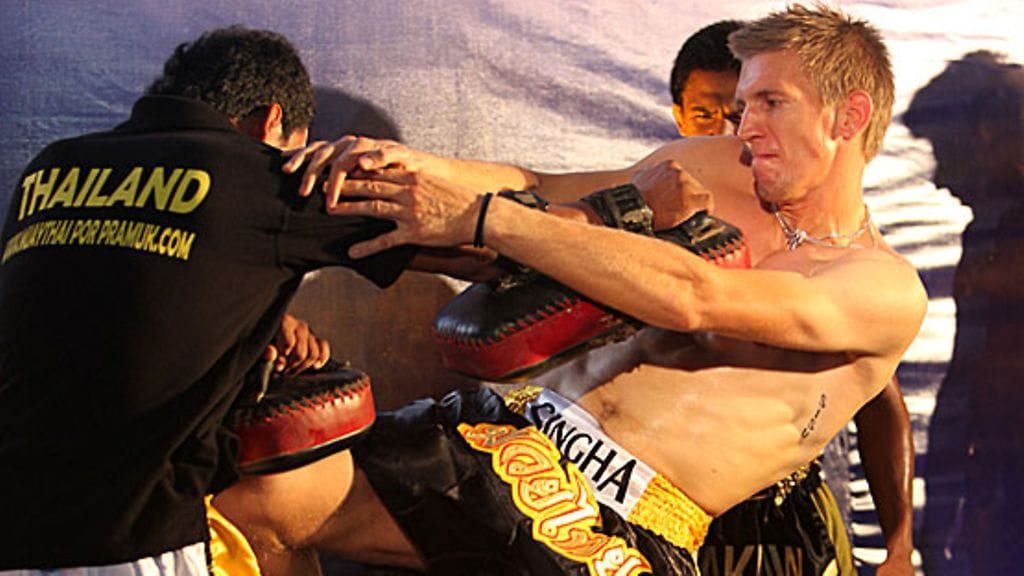 Jarkko Nieminen thaiboxaajana, kuva: Pongmanat Tasiri/EPA