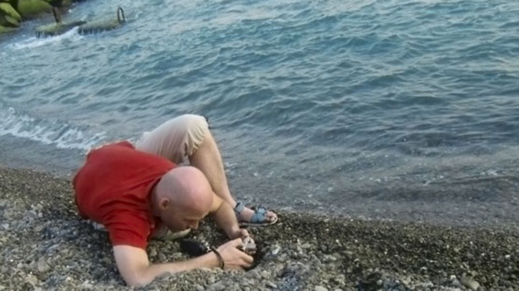 Kannattaa olla tarkkana, kun käyttää kameraa veden tai minkä tahansa nesteen läheisyydessä.