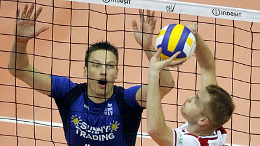 l Janne Heikkinen ja Pavel Zagumny, kuva: EPA/YURI KOCHETKOV