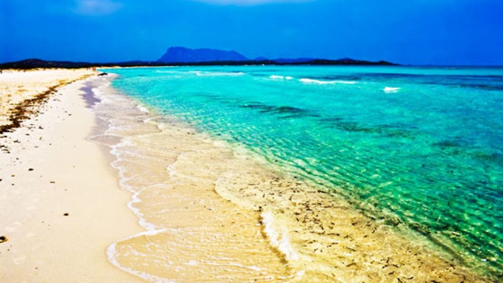 Euroopastakin löytää täydellisiä rantaviivoja, kun tietää mistä etsiä.