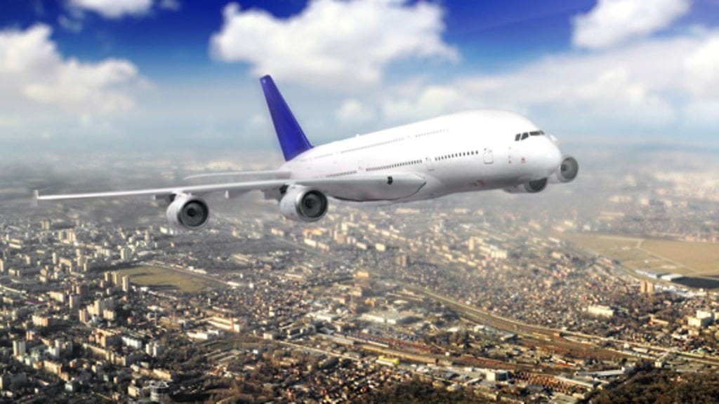 Kaukomaille voi päästä alle kuudellasadalla eurolla.