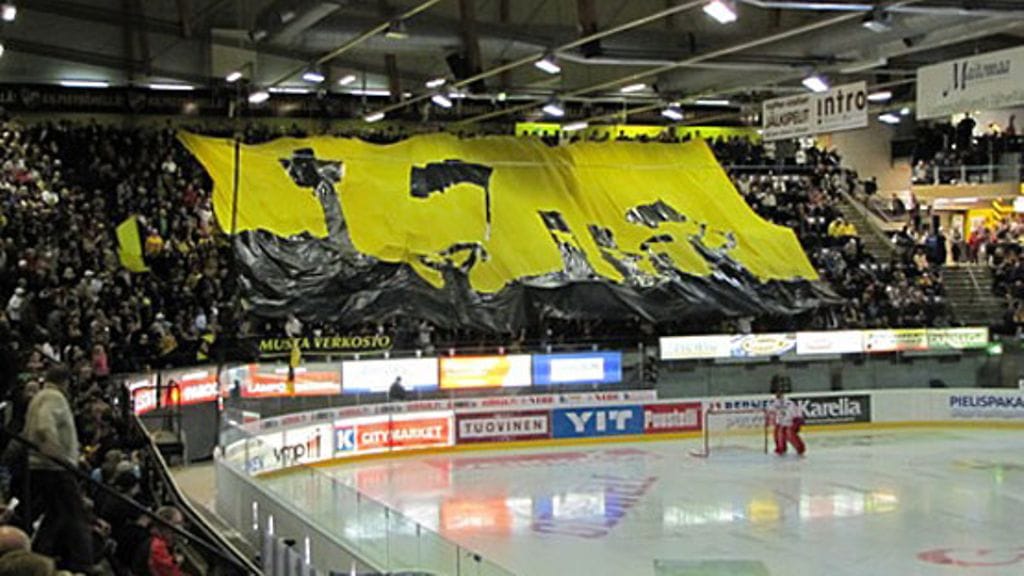 Mustan Verkoston tifo, kuva:KalPa