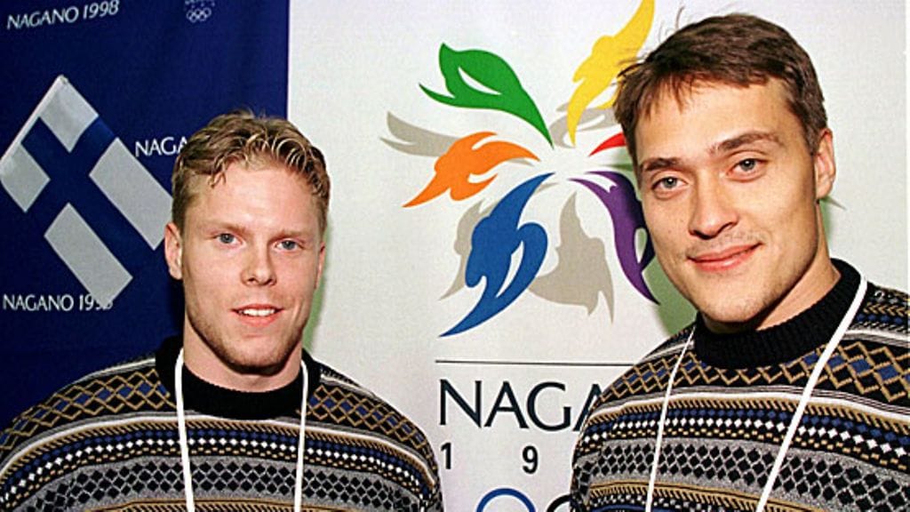 Saku Koivu ja Teemu Selänne Naganossa 1998. Kuva: Markku Ulander/LEHTIKUVA.