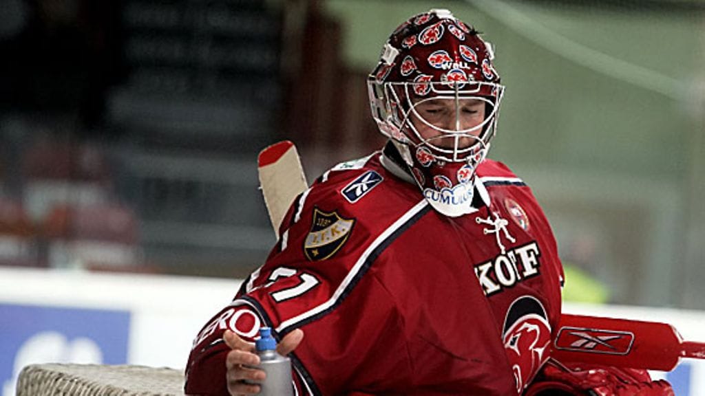 Jan Lundell HIFK:n maalilla kaudella 2007-08, kuva: Roope Salonen / Lehtikuva