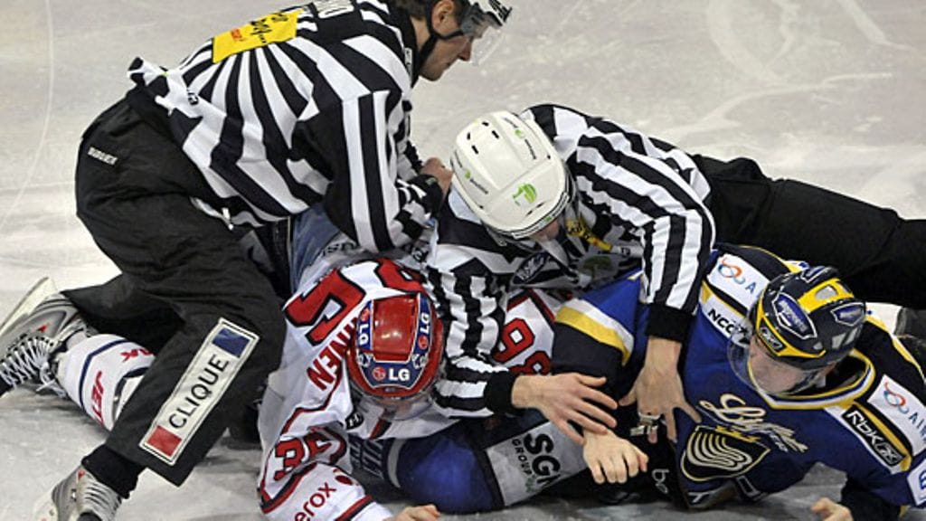 Patrik Lostedt ja Ilkka Pikkarainen. Kuva: Kimmo Mäntylä/LEHTIKUVA.