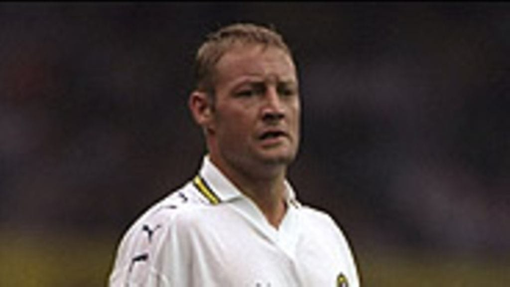 Photo: Ross Kinnaird /Allsport