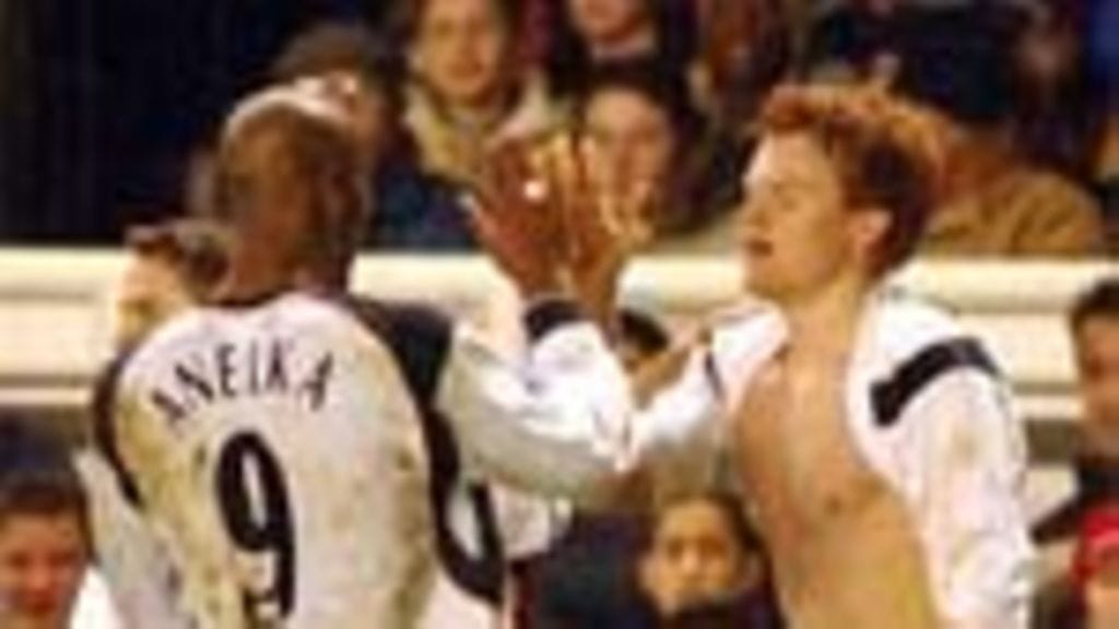 Anelka ja Riise (Photo: Shaun Botterill / Getty Images)