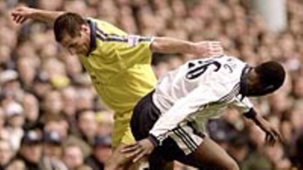 Shefki Kuqi, Stockport; Photo: Warren Little /Allsport
