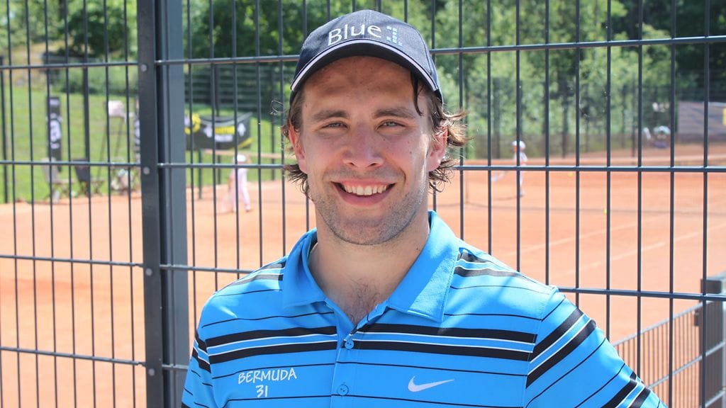 Jääkiekkoilija Tuomo Ruutu.