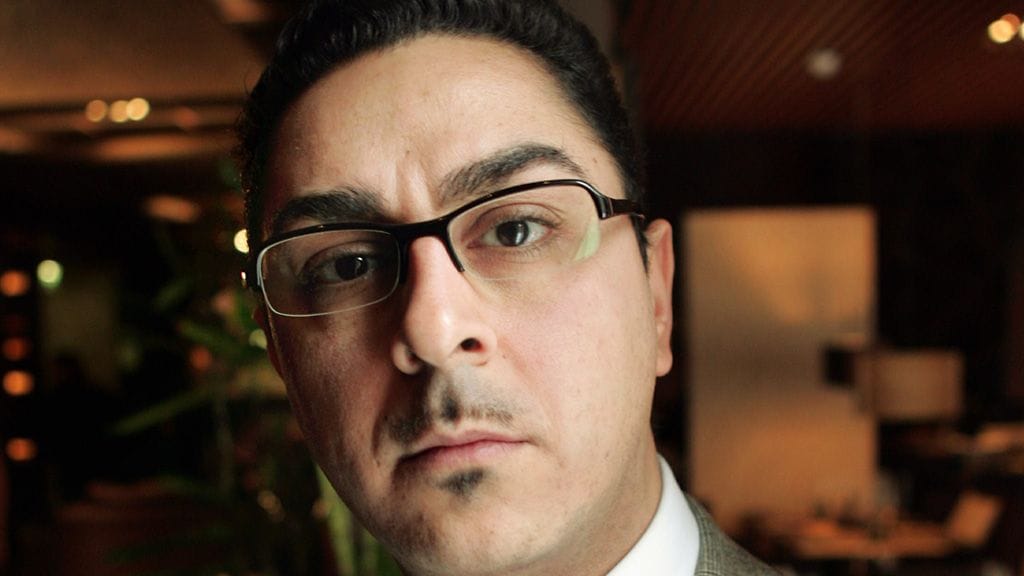 Arman Alizad arvostelee suomalaisten pukeutumista (Kuva: Lehtikuva)