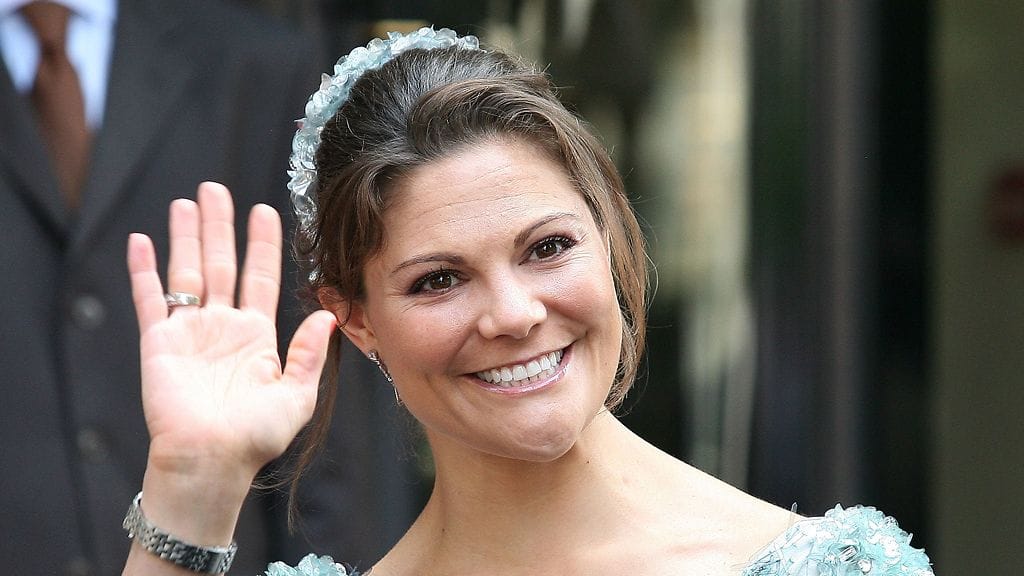 Ruotsin kruununprinsessa Victoria Albertin ja Charlenen häissä.