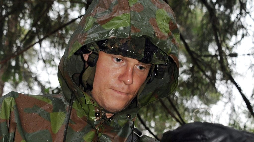 Mikko Koivu suorittaa asepalvelustaan 28-vuotiaana.