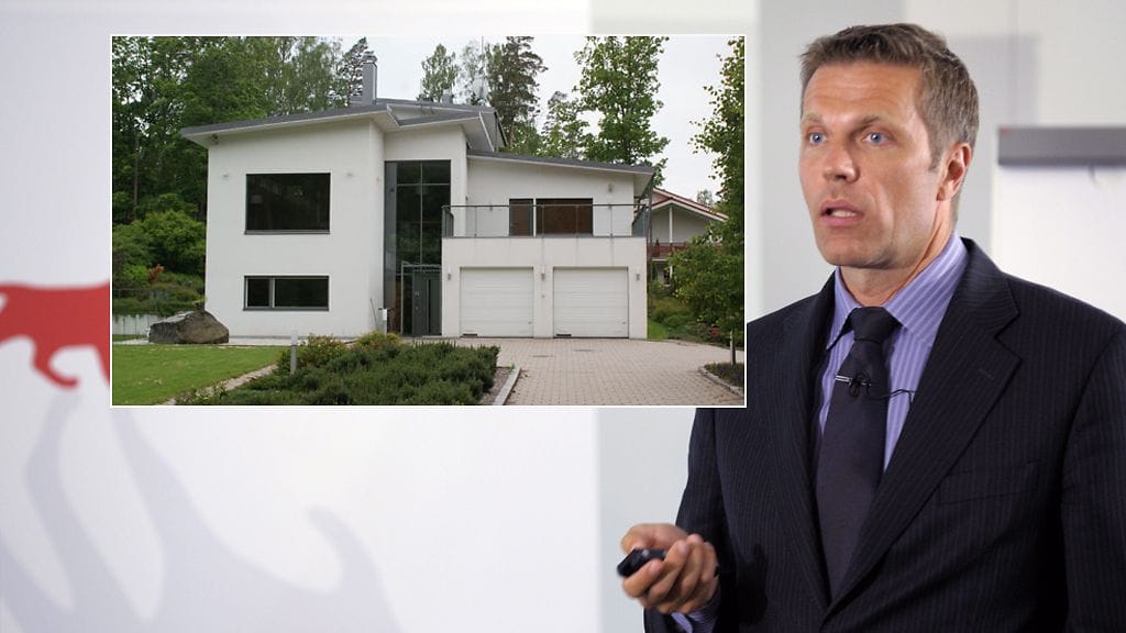 Jari Sarasvuo rakennutti ex-avopuolisonsa kanssa 445-neliöisen omakotitalon Kauniaisiin.