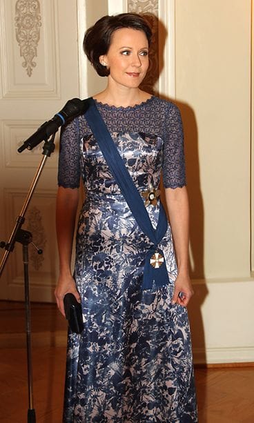 Jenni Haukio Linnan juhlissa 2012.