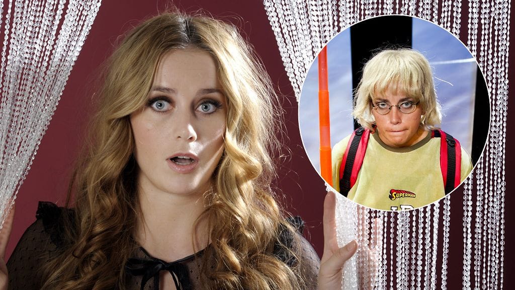 Iina Kuustonen muuntautuu sketsihahmona Jani-Petteriksi.