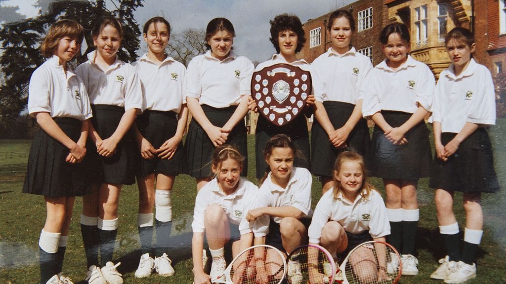 Catherinen kerrotaan olleen loistava tenniksessä.