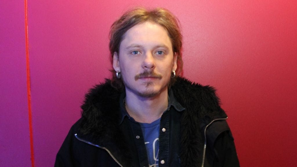 Negative-yhtyeen laulaja Jonne Aaron.