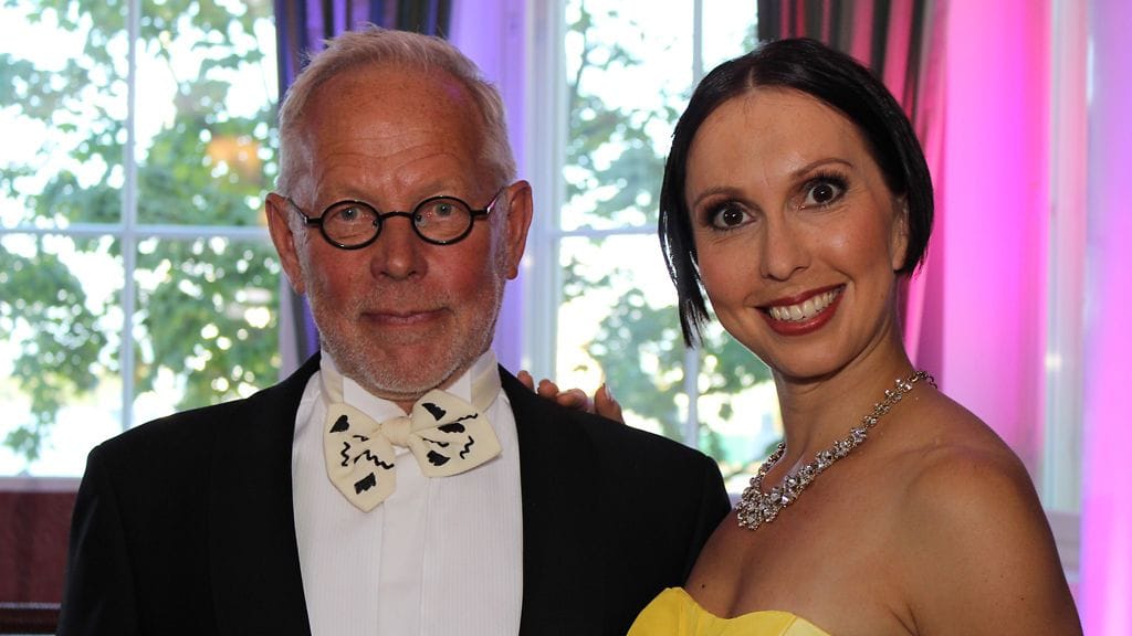 Ristomatti Ratia tanssiparinsa Sanna-Maria Heikkilän kanssa.