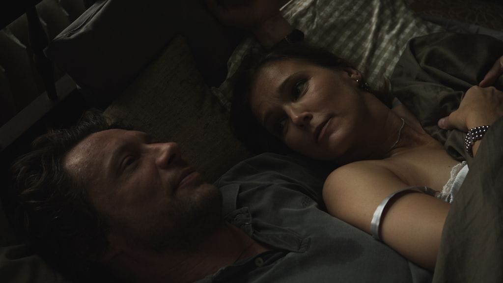 Riitta Viiperi näytteli Antti Reinin rinnalla elokuvassa Vares – huhtikuun tytöt. Kuva: Solar Films