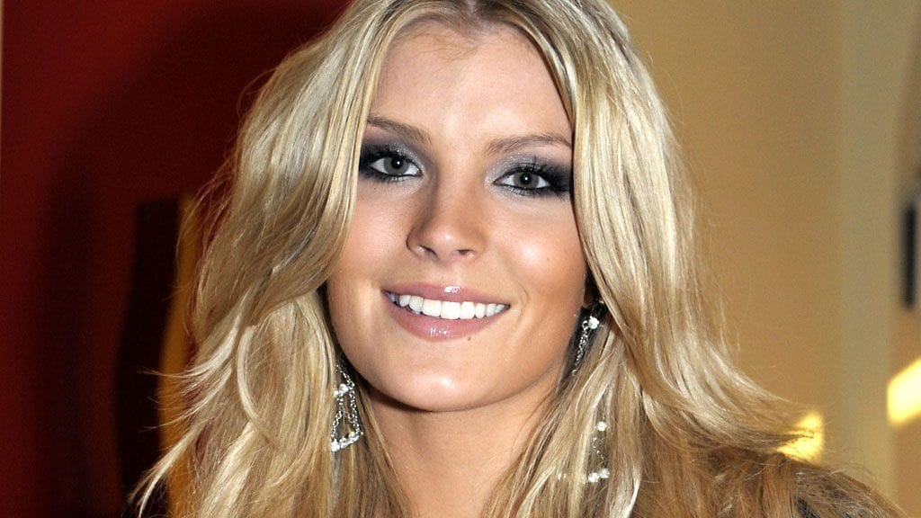 Pia Pakarinen luo uraa näyttelijänä.