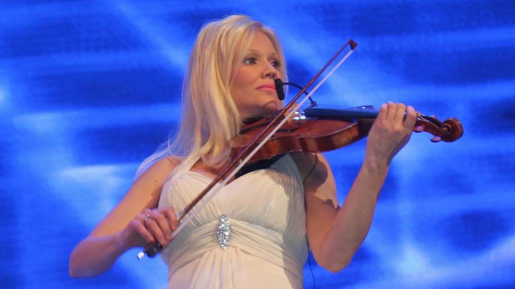 Viulisti Linda Lampenius-Cullberg synnytti toisen lapsensa keisarileikkauksella.