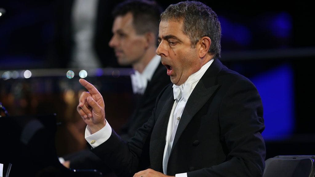 Mr. Bean Lontoon olympialaisten avajaisissa.