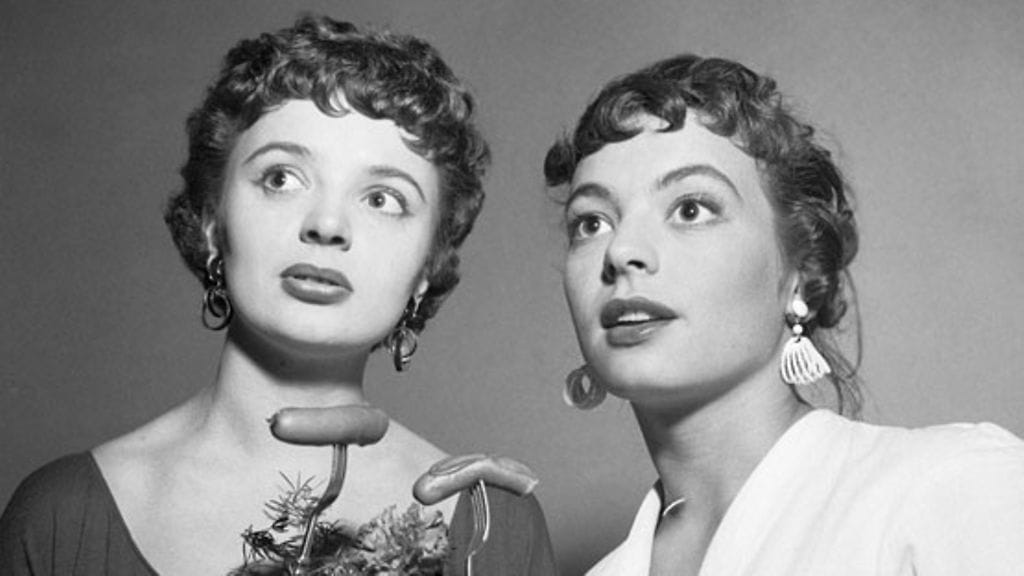 Ruth Johansson ja Anneli Sauli.