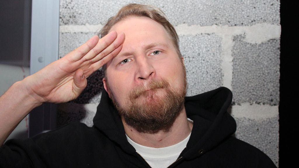 Paleface eli Karri Miettinen avautuu Mannerheim-kohusta.