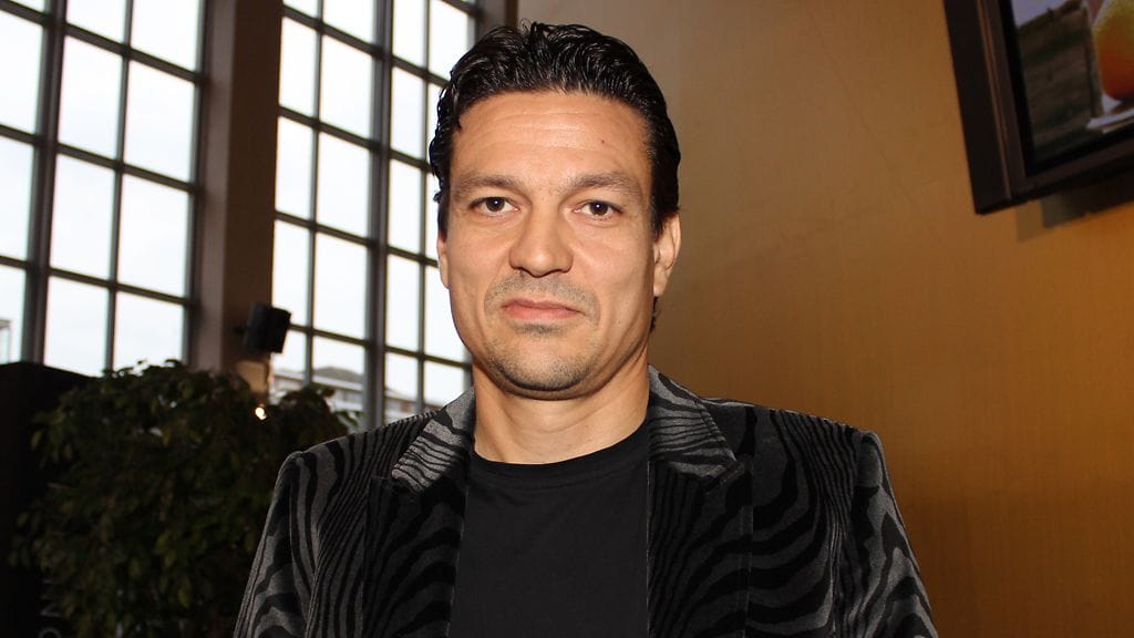Jari Litmanen Kuningas Litmanen -elokuvan kutsuvierasensi-illassa.