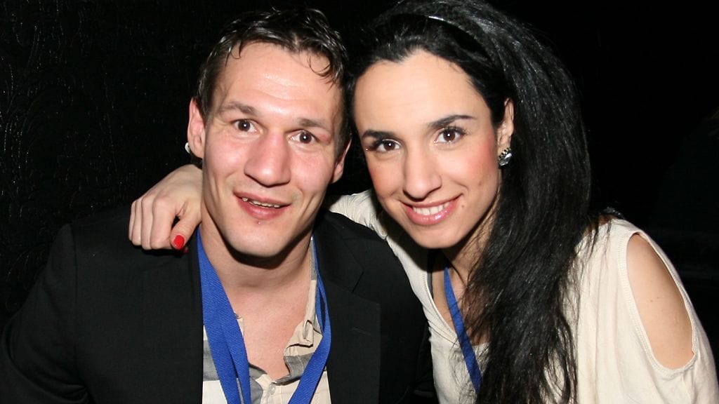 Amin Asikainen, Nilüfer Syvämeri