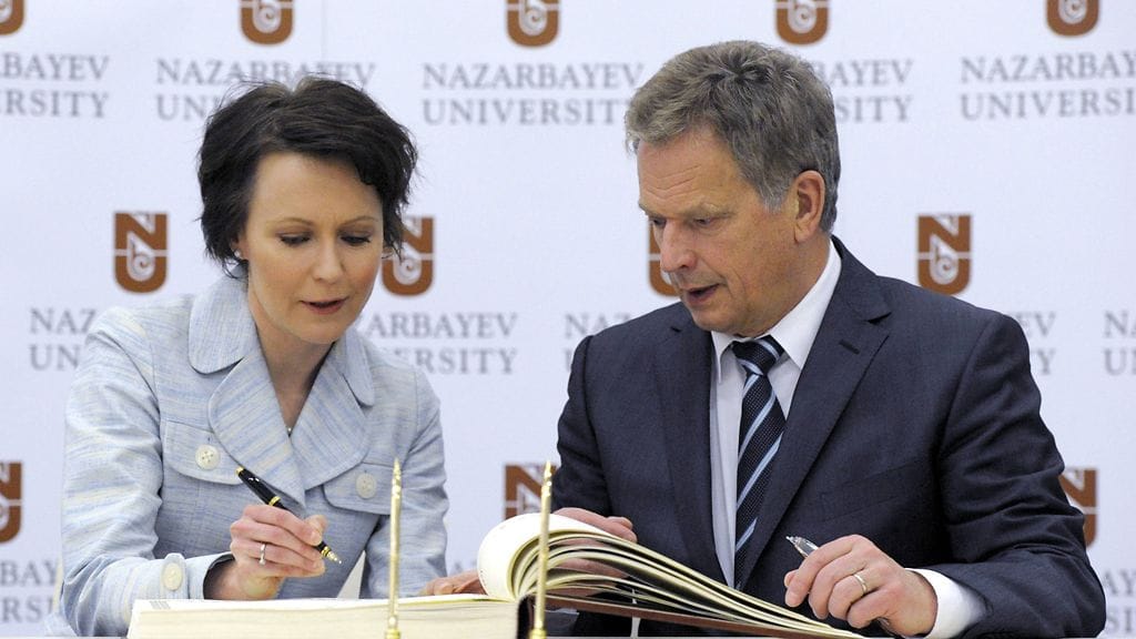 Sauli Niinistö ja Jenni Haukio valtiovierailulla Kazakstanissa.