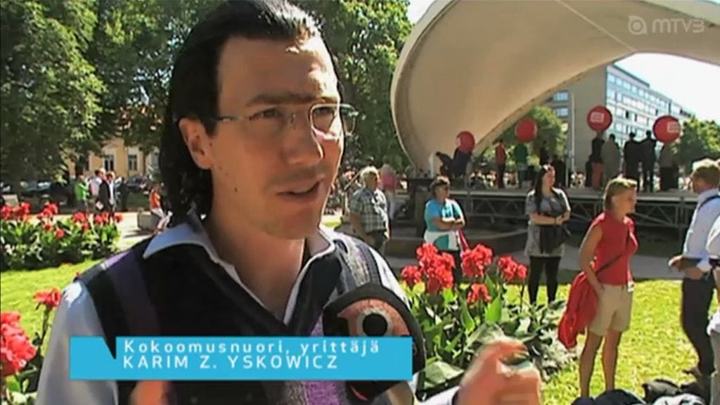 Karim Z. Yskowicz kutsui kaikki suomalaiset aurinkoiseen Poriin.