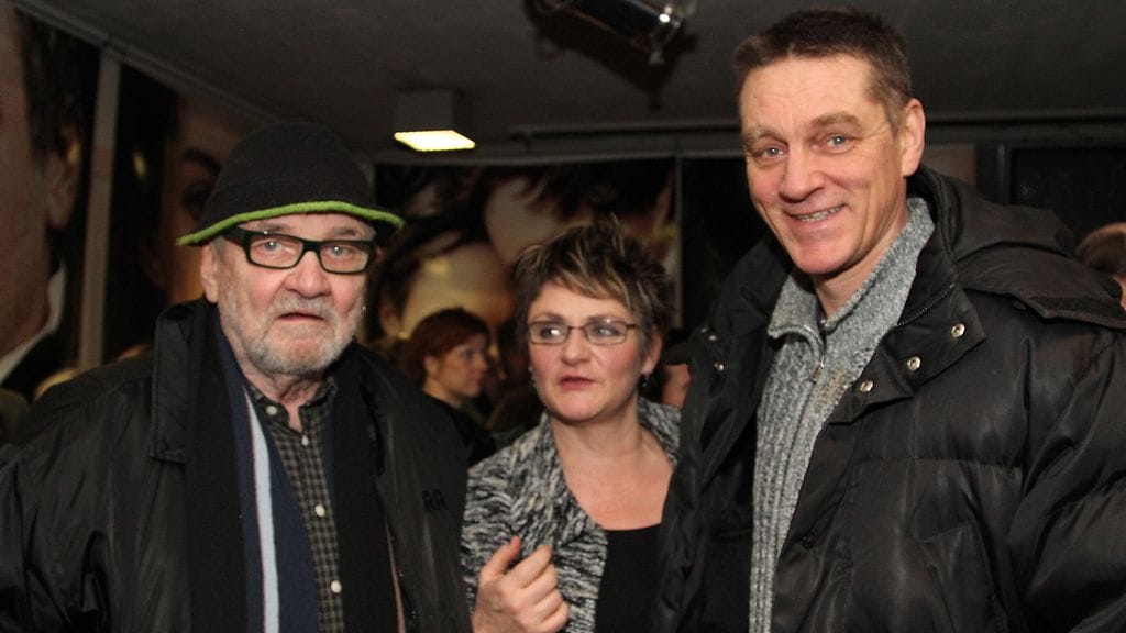 Jukka, Riikka ja Ville Virtanen saapuivat Kaappari-ensi-iltaan yhdessä.