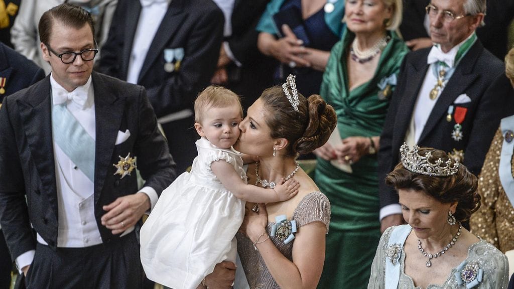 Estelle varasti show’n myös Madeleinen häissä.