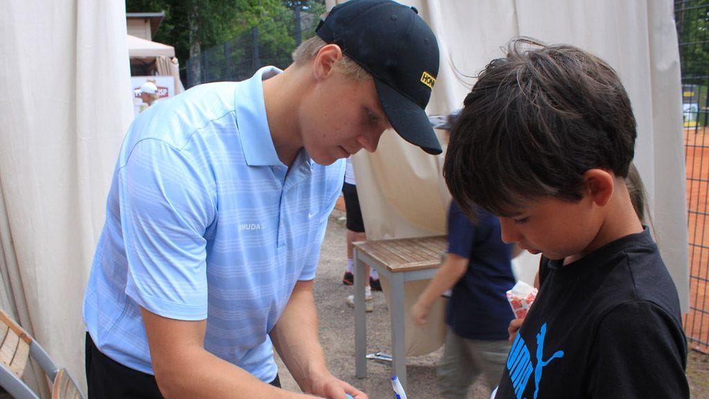 Mikael Granlund jakoi nimmareita Bermuda-turnauksessa.