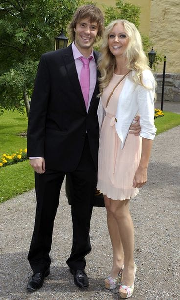 Essi Pöysti ja koripalloilija Ville Mäkäläinen kesällä 2012.