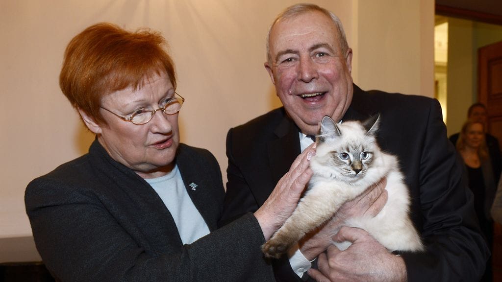 Halonen sai Meggi-kissan tammikuussa suurlähettiläs Aleksandr Rumjantsevilta.