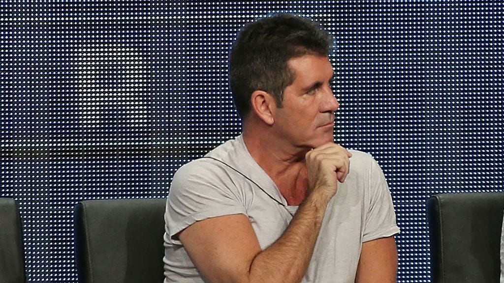 Tuleva isä oli totisena pressitilaisuudessa.