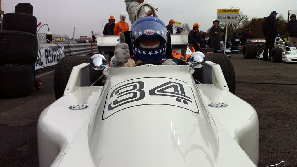 Antti Hakala Rush-elokuvan kuvauksissa.