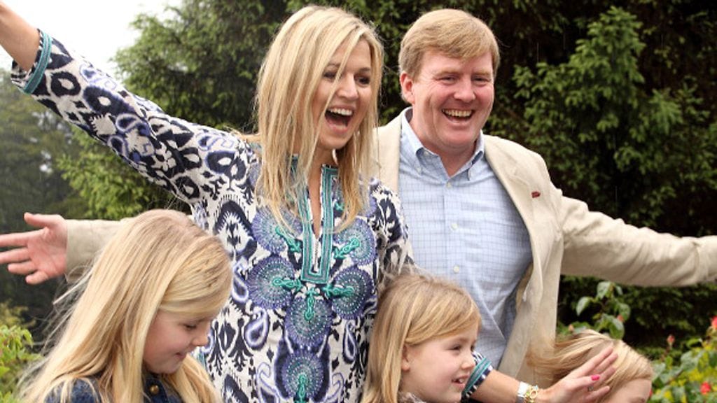 Willem-Alexander perheineen.