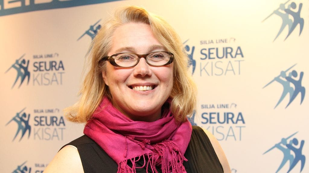 Ringa Ropo lasten ja aikuisten urheilutapahtuman Silja Line Seurakisojen infossa.