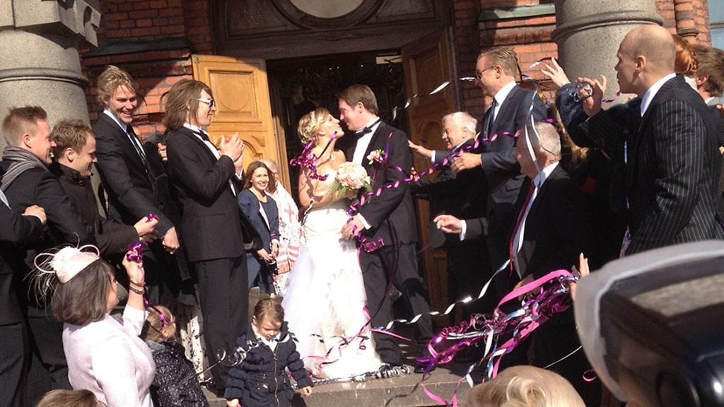 Vappu Pimiä ja Teemu Huuhtanen vihittiin vappuna 2013.