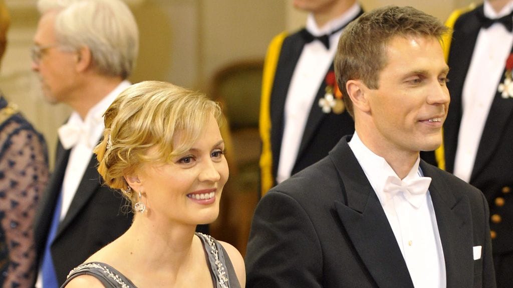 Virpi ja Jari Sarasvuo Linnan juhlissa joulukussa 2010.