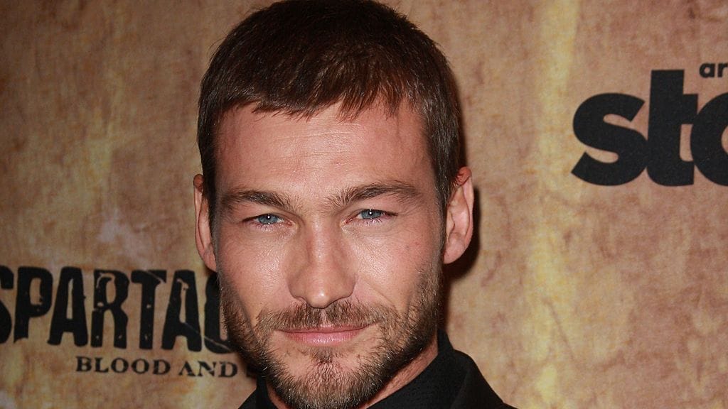 Andy Whitfield menehtyi syöpään.