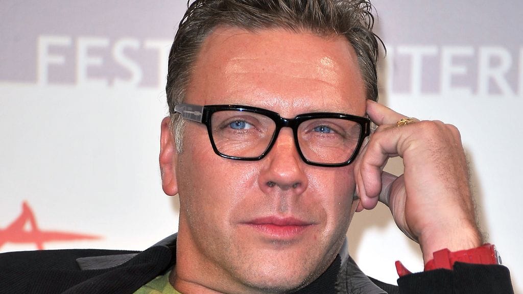 Mikael Persbrandt on jälleen otsikoissa.