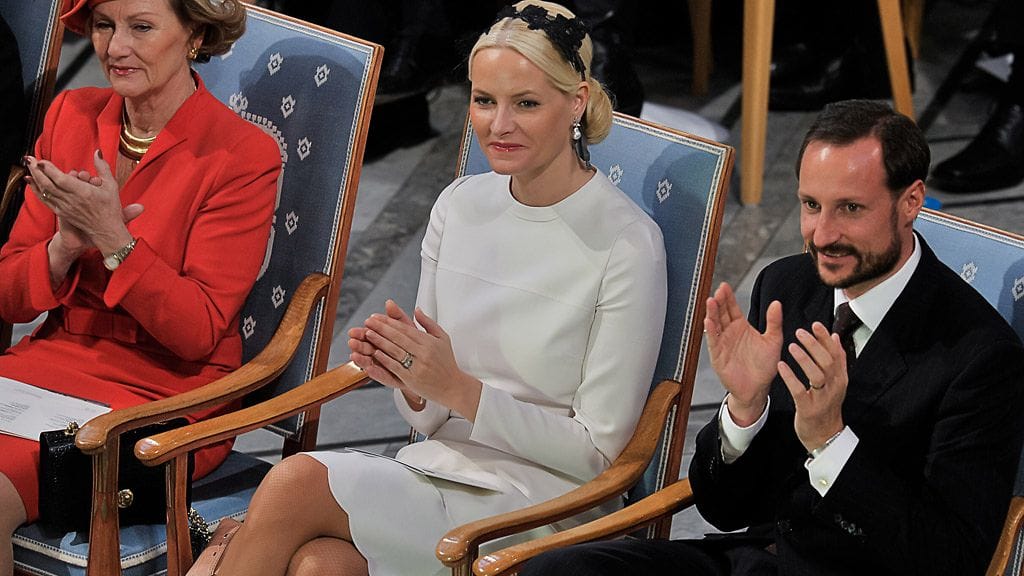 Nobel-gaalan asuvalinta oli 9000 euron Valentinon mekko.