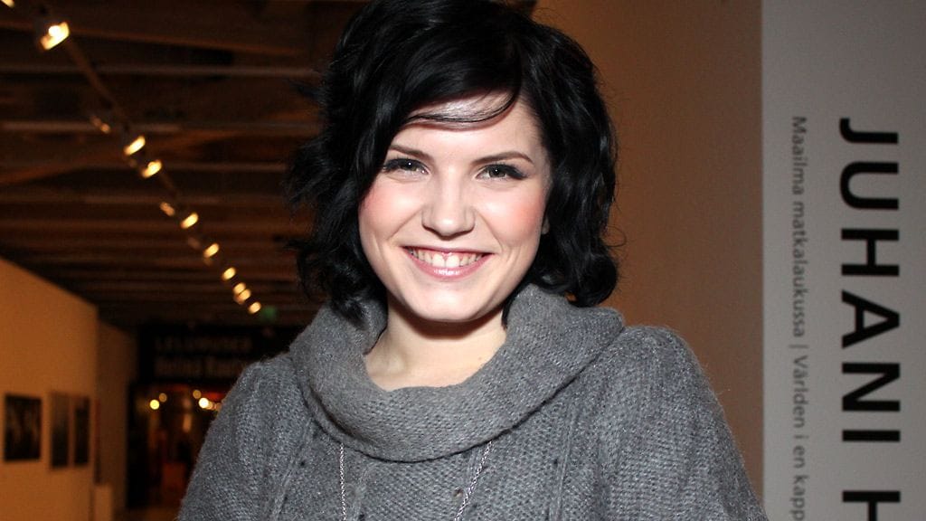 Suvi Teräsniska iloitsee veljensä musikaalisuudesta.