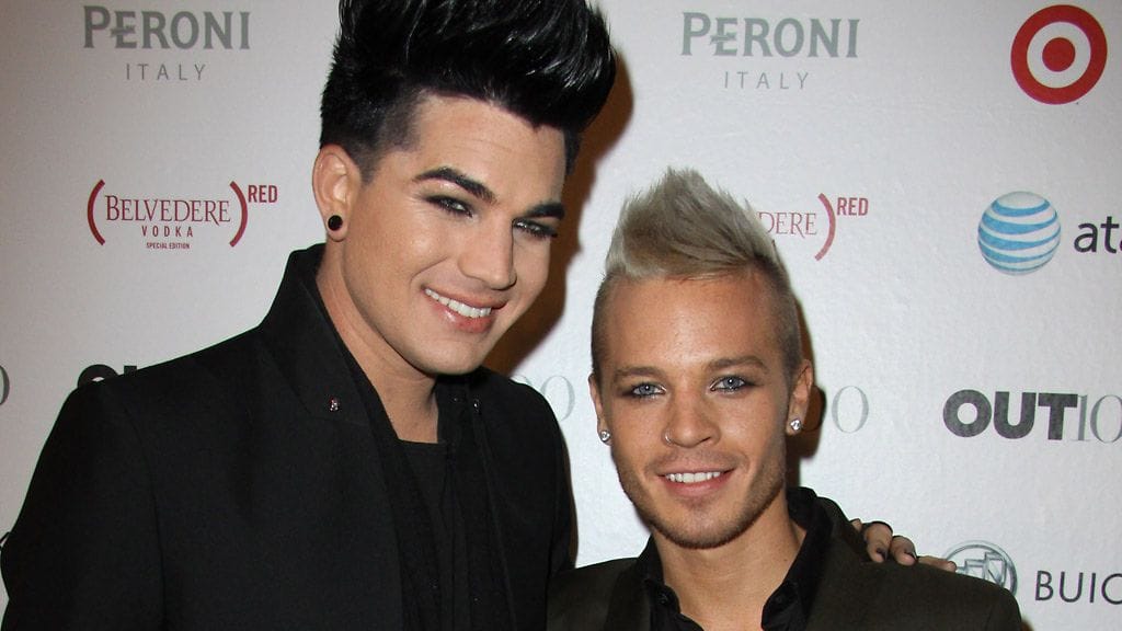 Adam Lambert seurustelee suomalaisen Sauli Koskisen kanssa.