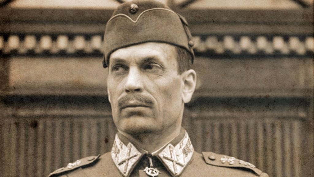 Mikko Nousiainen Mannerheimina (Solar Films)